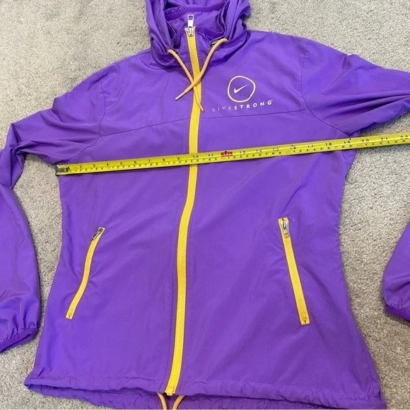 Nike Livestrong purple yellow full zip hooded athletic sports windbreaker Sz M - Picture 13 of 15